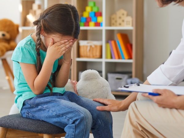 5 Ways To Calm Your Kids When Visiting Pediatric Dentist in Singapore